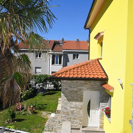 Apartment Mirjana 2 Риека Экстерьер фото
