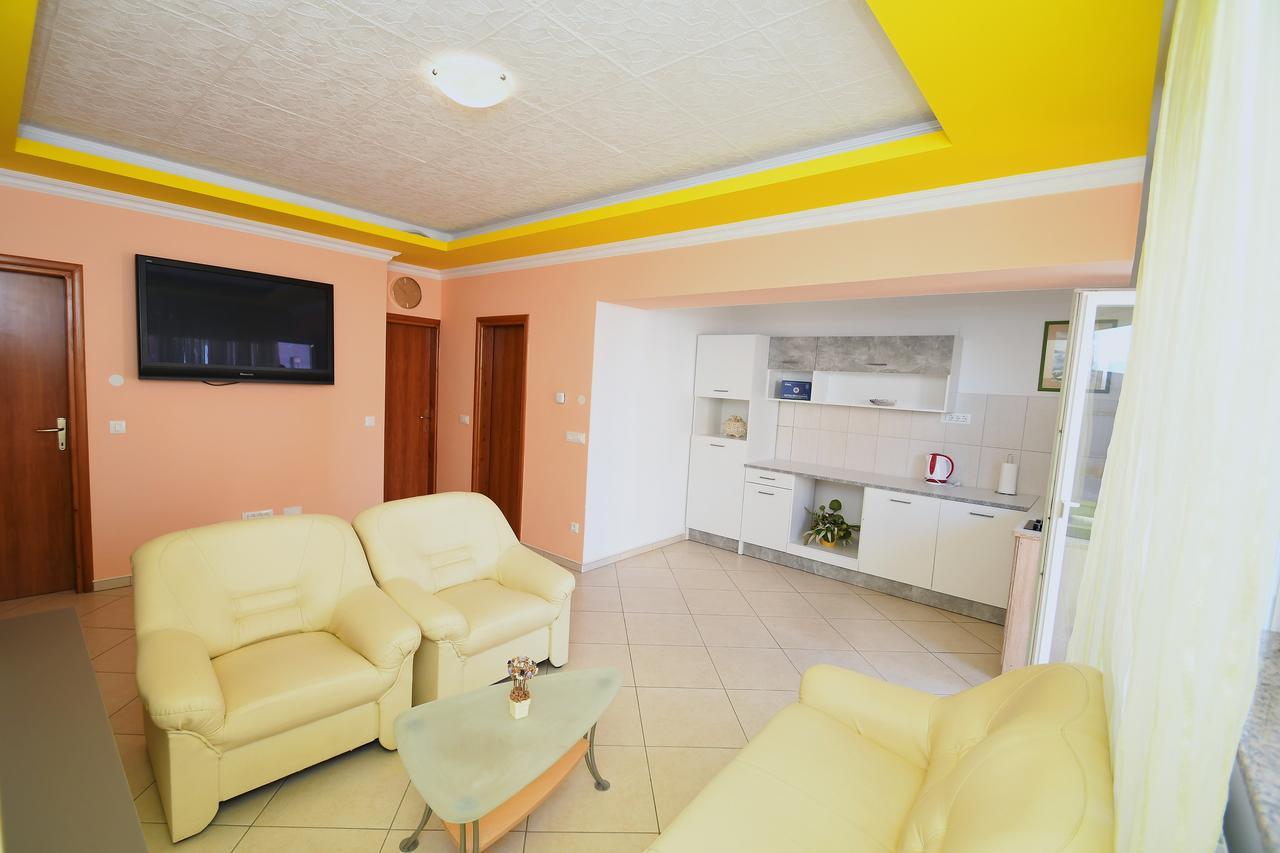 Apartment Mirjana 2 Риека Экстерьер фото